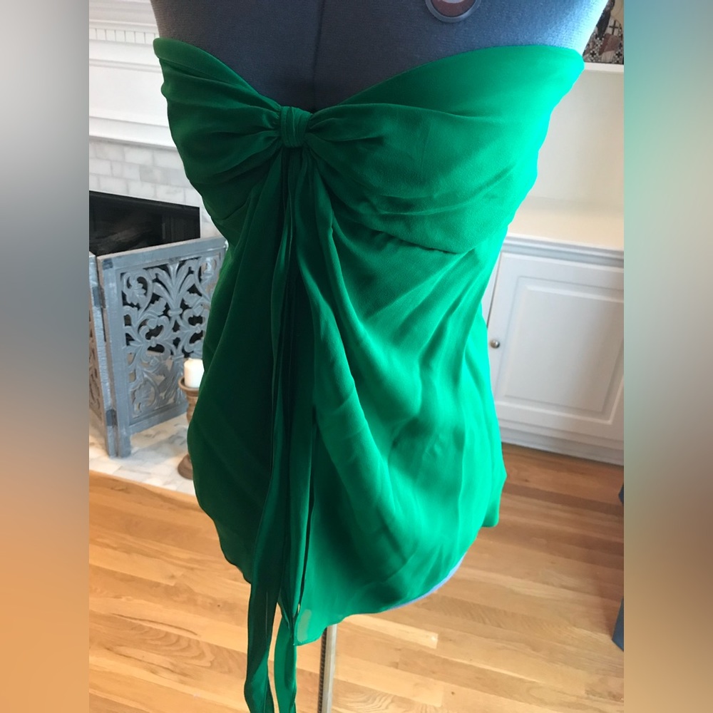 BCBG Max Azria sz L Strapless Silk Top